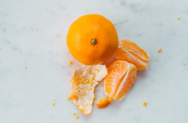 Fresh mandarin orange segments